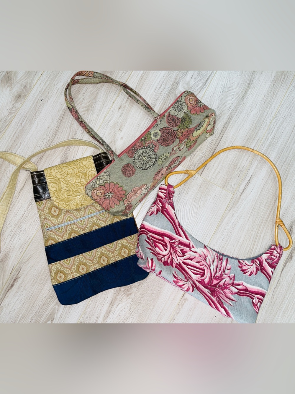 Lot of 3 Vintage Jacquard Tapestry Handbags Shoulder‎ Bag Bamboo Handle Floral